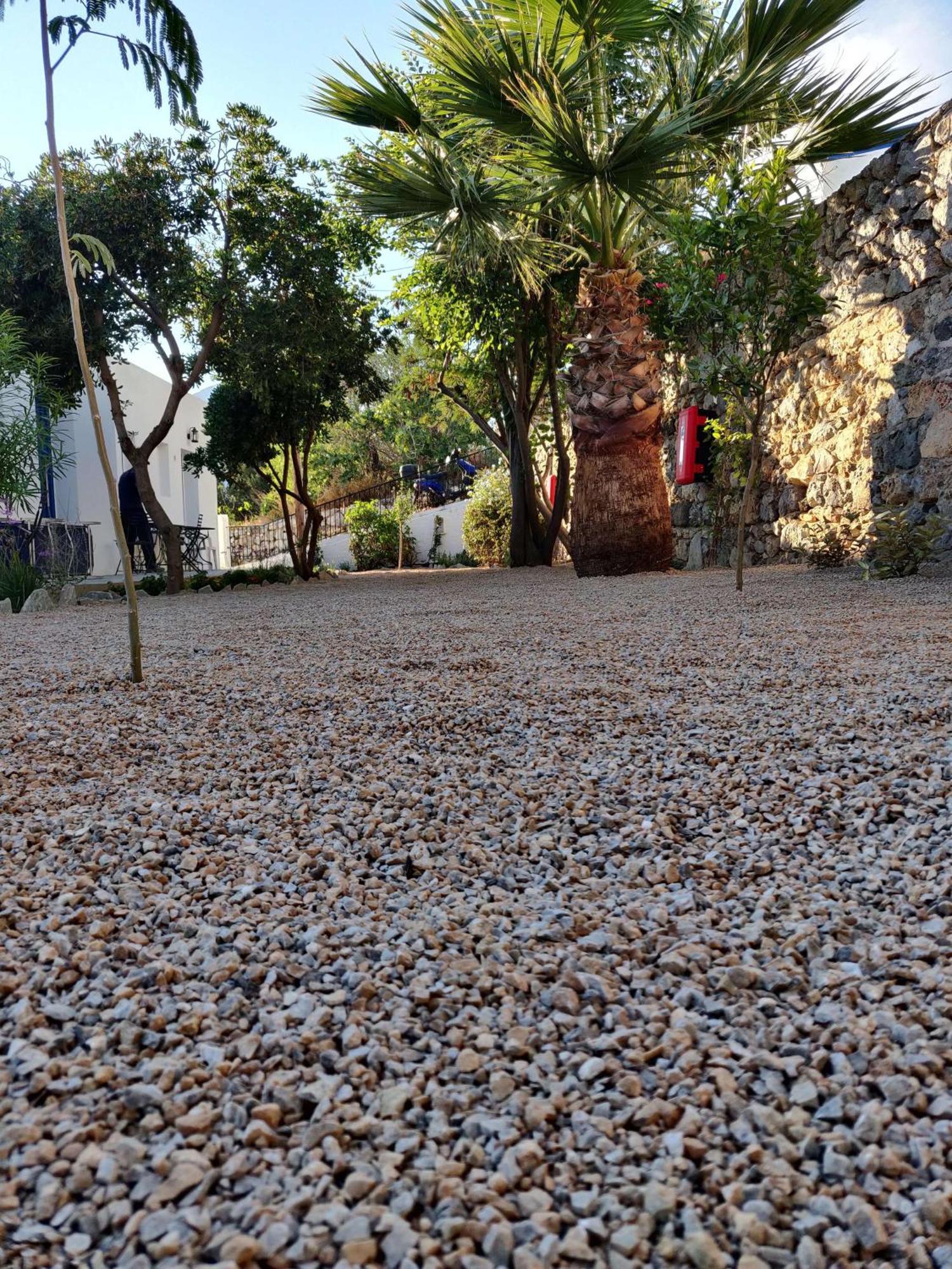 Aphrodite Studios Kalymnos Миртеа Экстерьер фото